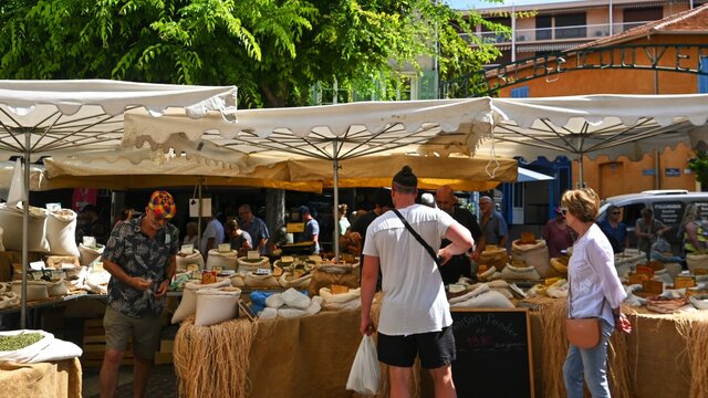 Marché des produits régionaux 4