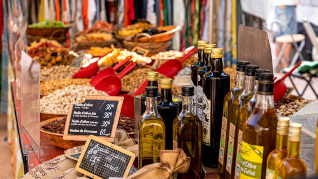 Marché Port Grimaud