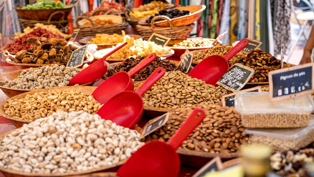 Marché Port Grimaud