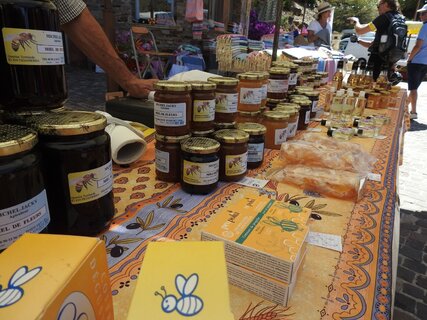 Marché Rayol